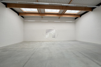 location localcommercial lieust 77127