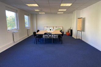 location localcommercial lognes 77185