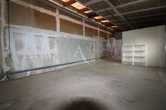 location localcommercial longvic 21600