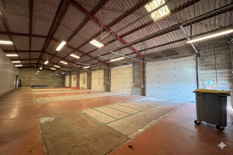 location localcommercial lons 64140