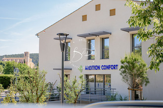 location localcommercial lorgues 83510