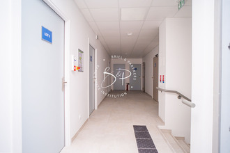 location localcommercial lorgues 83510