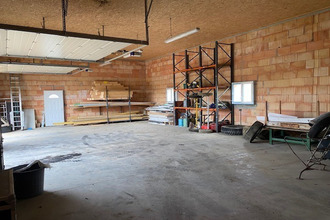 location localcommercial marboz 01851