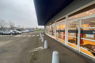 location localcommercial maurepas 78310