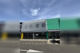 location localcommercial mees 40990