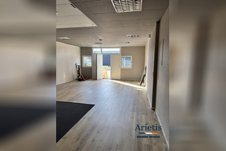 location localcommercial melesse 35520