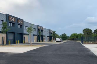 location localcommercial meyreuil 13590