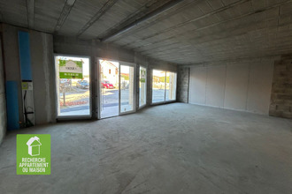 location localcommercial morestel 38510