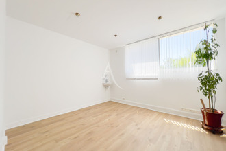 location localcommercial mtgeron 91230