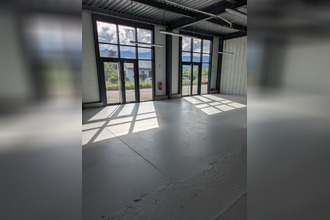 location localcommercial mtmelian 73800
