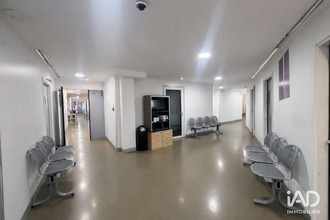 location localcommercial mtreuil 93100