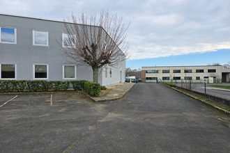 location localcommercial nozay 91620