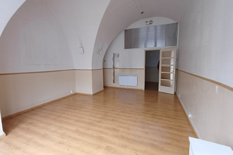 location localcommercial orcines 63870