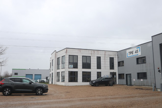 location localcommercial orleans 45000