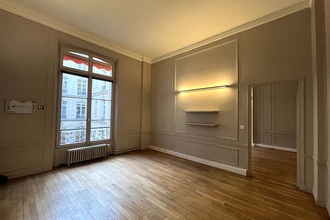 location localcommercial paris-8 75008