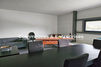 location localcommercial pelissanne 13330