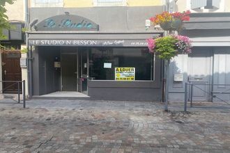 location localcommercial pierrelatte 26700