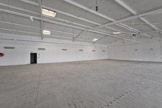 location localcommercial ploeren 56880