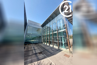 location localcommercial poisy 74330