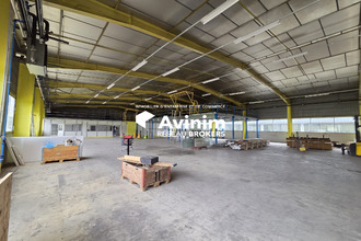 location localcommercial poisy 74330