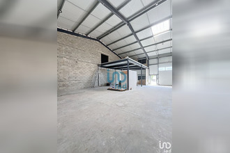 location localcommercial pringy 77310