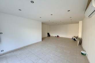 location localcommercial puget-sur-argens 83480
