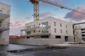 location localcommercial pusignan 69330