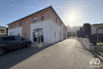 location localcommercial robion 84440