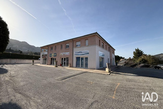 location localcommercial robion 84440