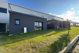 location localcommercial rochefort 17300