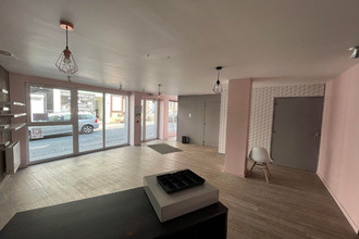 location localcommercial solesmes 59730