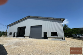 location localcommercial st-beron 73520