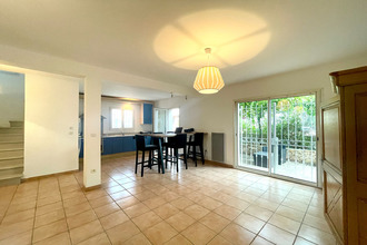 location localcommercial st-cannat 13760