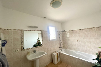 location localcommercial st-cannat 13760