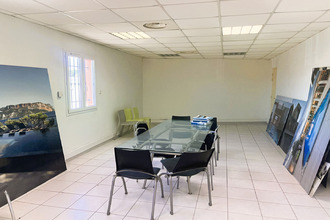 location localcommercial st-cannat 13760