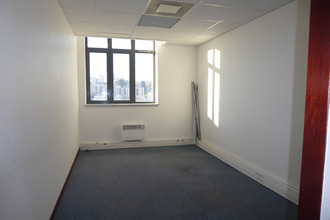 location localcommercial st-etienne 42100
