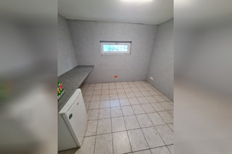 location localcommercial st-genest-lerpt 42530