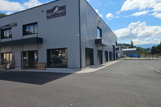location localcommercial st-genix-sur-guiers 73240
