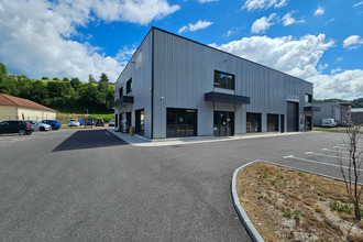 location localcommercial st-genix-sur-guiers 73240