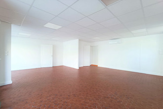 location localcommercial st-genix-sur-guiers 73240