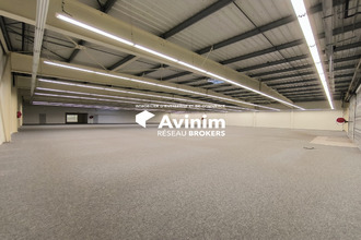 location localcommercial st-germain-du-puy 18390