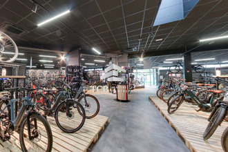 location localcommercial st-herblain 44800