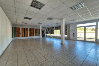 location localcommercial st-hilaire 11250