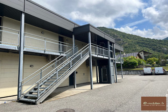 location localcommercial st-jeoire-prieure 73190