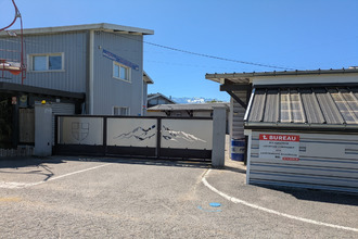 location localcommercial st-jeoire-prieure 73190