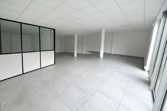 location localcommercial st-julien-de-concelles 44450