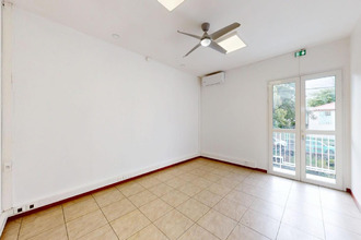 location localcommercial st-louis 97450
