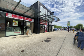 location localcommercial st-maximin 60740