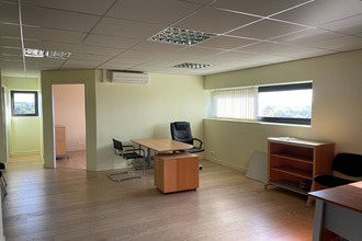 location localcommercial st-philbert-de-grand-lieu 44310