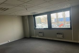 location localcommercial st-quentin-fallavier 38070
